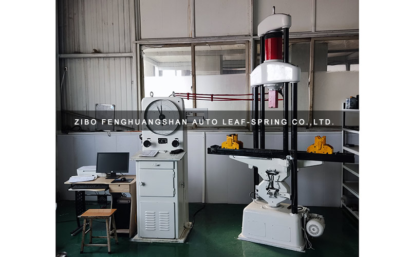 Universal Testing Machine